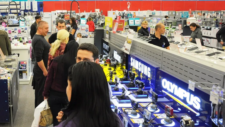 Adoptam in forta traditiile americane: Va aduce Black Friday schimbarea tiparelor in vanzarile de iarna?