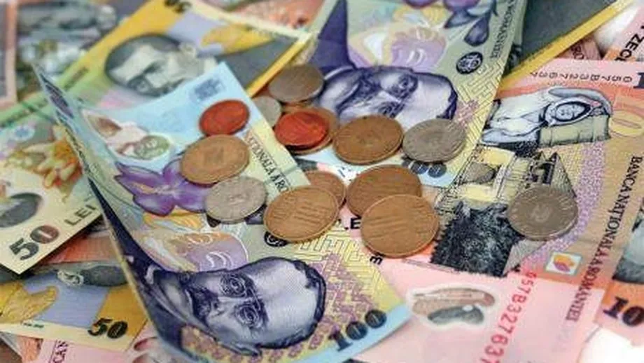 Leul s-a apreciat luni dimineata, dupa acordul privind planul de salvare a Ciprului
