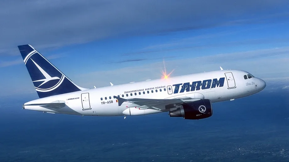 Angajati ai Tarom, suspectati ca furau din bagaje. Reactia companiei