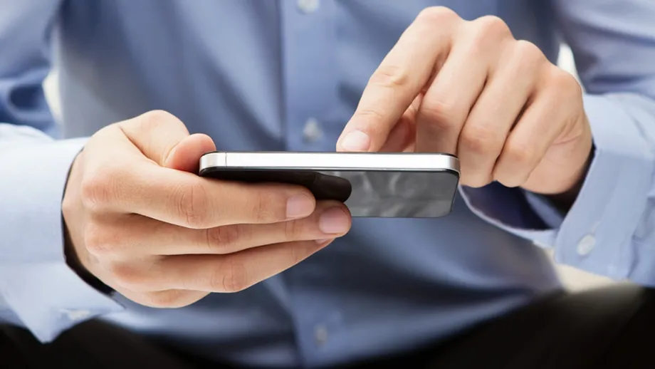 Studiu: Ce fac romanii pe telefonul mobil