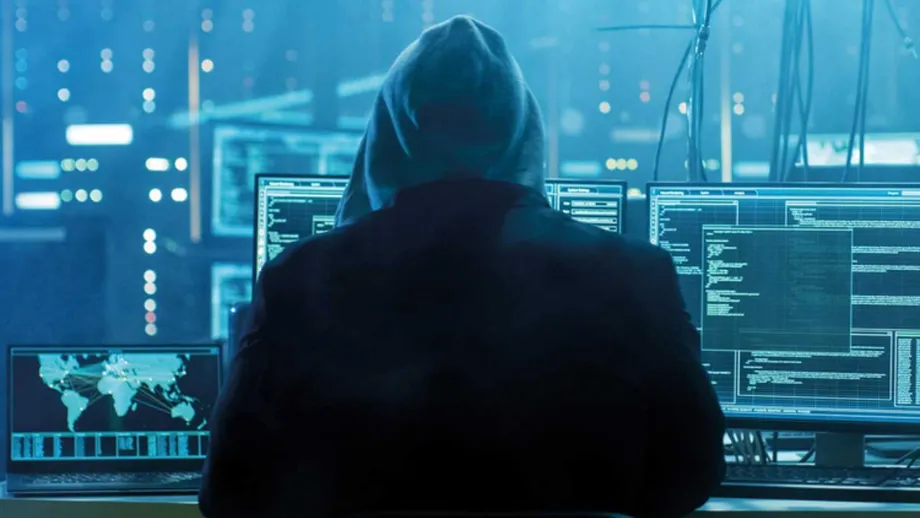 Atenție la aceste mesaje! Hackerii profită de sărbători și lasă oamenii fără bani în cont!