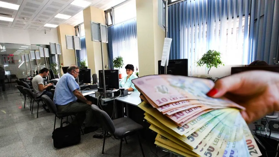 Cine sunt bugetarii care vor avea salariul majorat cu 50%? Vești uriașe de la Guvern!