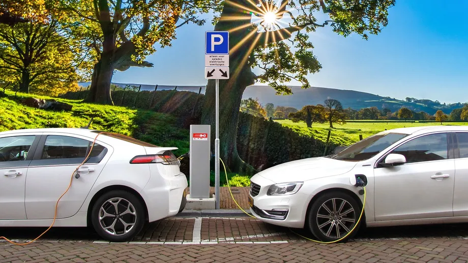 Ce se întâmplă cu mașinile diesel în țara noastră. Ce autoturisme preferă acum românii