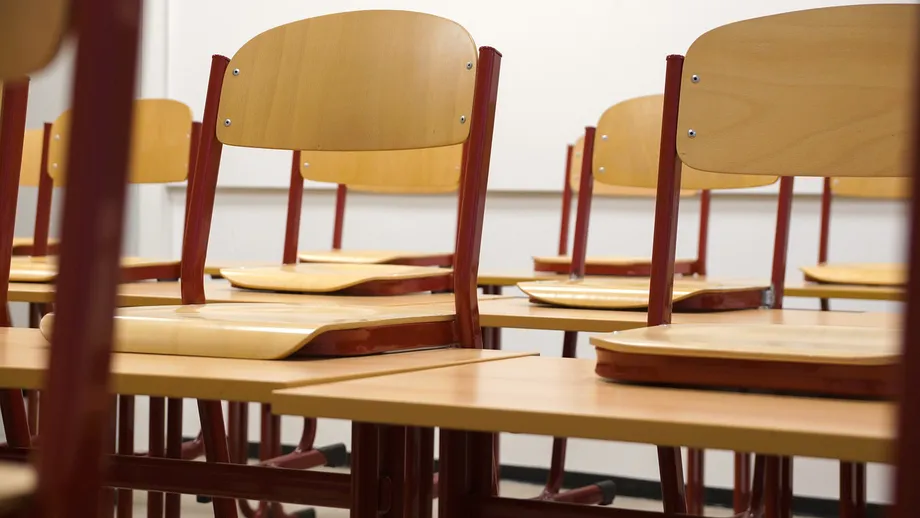 Ministerul Educației cere ajustarea unor indicatori din PNRR. Școlile din România nu necesită dotări suplimentare