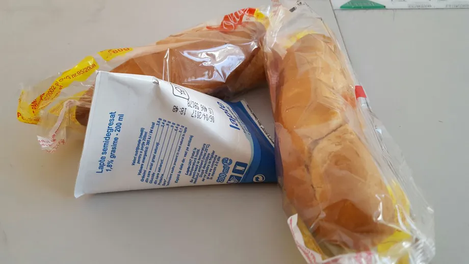 Elevii nu vor mai primi la școală corn și lapte până anul viitor. Părinții vor fi nevoiți să le facă copiilor pachete