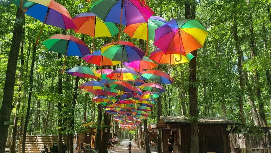 Cele mai spectaculoase destinații pe care le poți vizita toamna aceasta. Sunt aproape de București și ușor accesibile