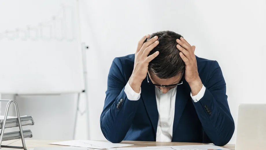 Sondaj eJobs: 41% dintre angajaţi sunt nemulţumiţi şi foarte nemulţumiţi de actualul loc de muncă