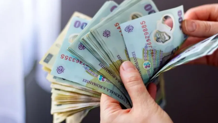 Majorarea salariilor bugetarilor din România, un „pas mare și sigur” spre o criză economică: „Efectul este foarte periculos”
