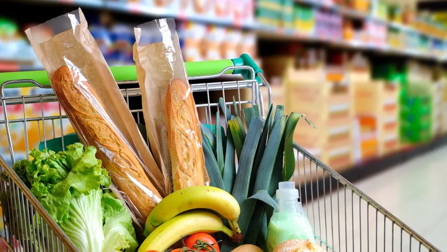 Economiştii anunţă un nou val de scumpiri în România. Cât vor ajunge să coste alimentele