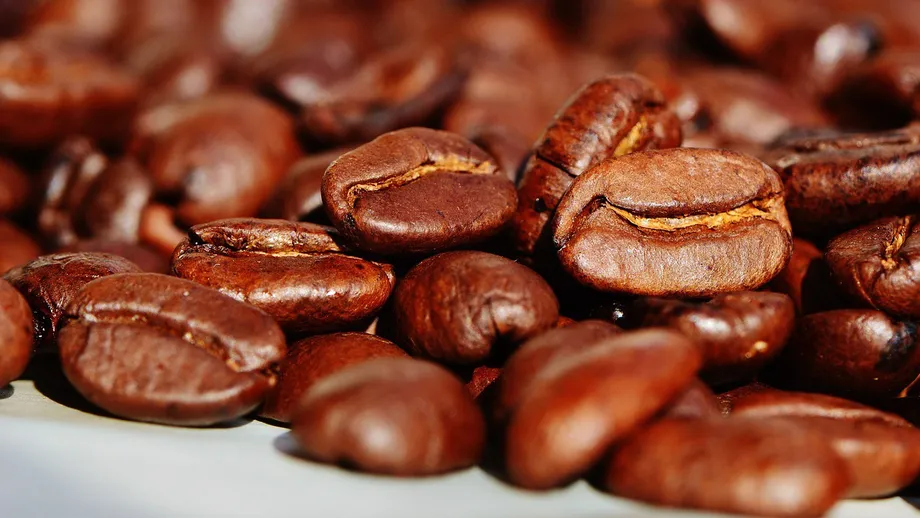 Se scumpeşte cafeaua! Creşteri de preţ de până la 25% în magazine
