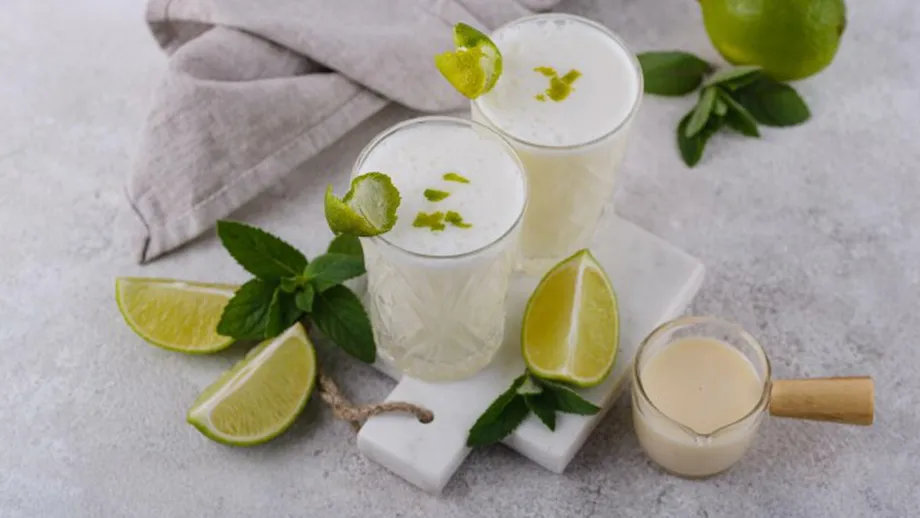 Cum se prepară limonada braziliană, băutura verii în 2025. Este extrem de populară pentru gustul său unic
